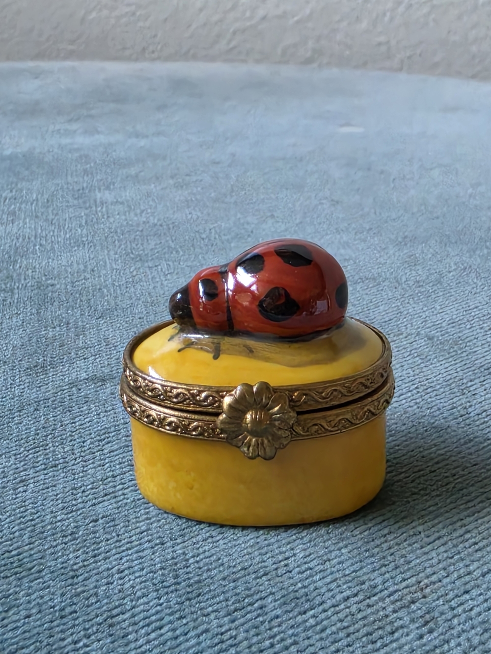 Limoges France Hand-Painted Porcelain Ladybug Trinket Box Peint Main